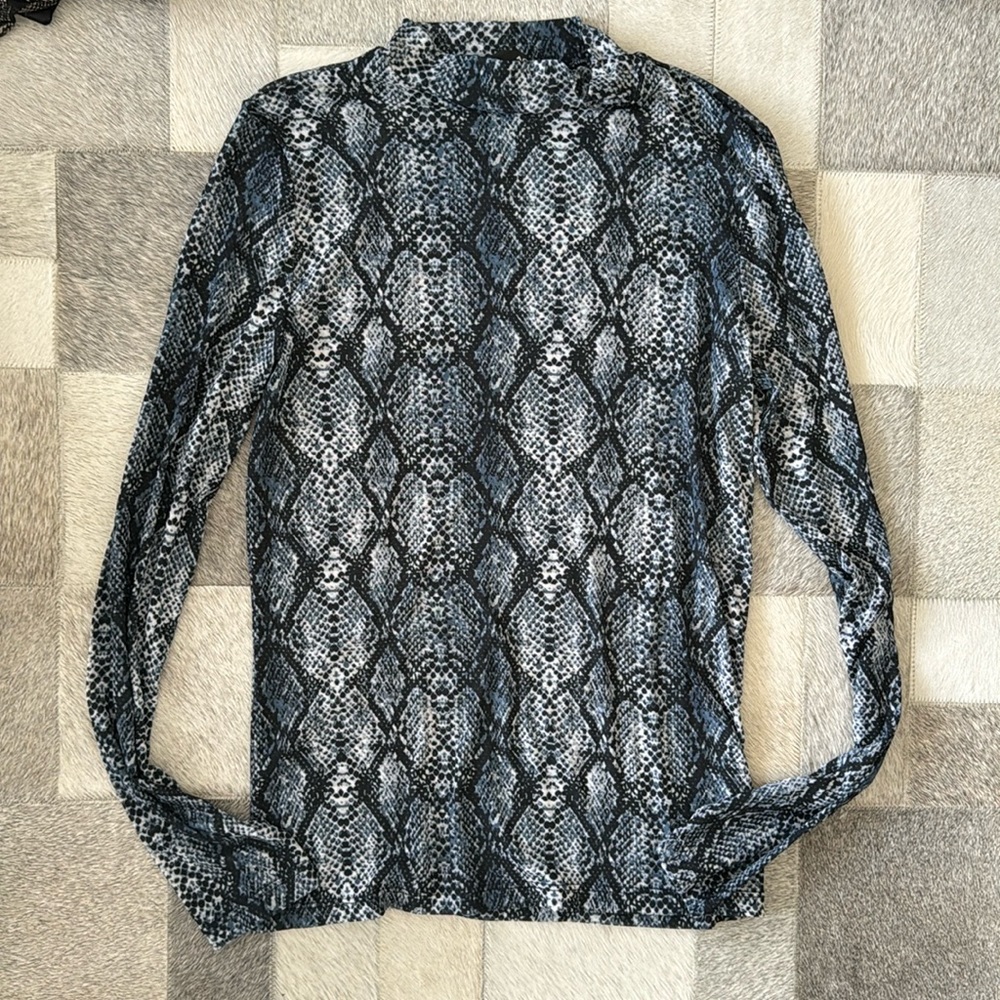Aqua Mesh Top Blue Snakeskin